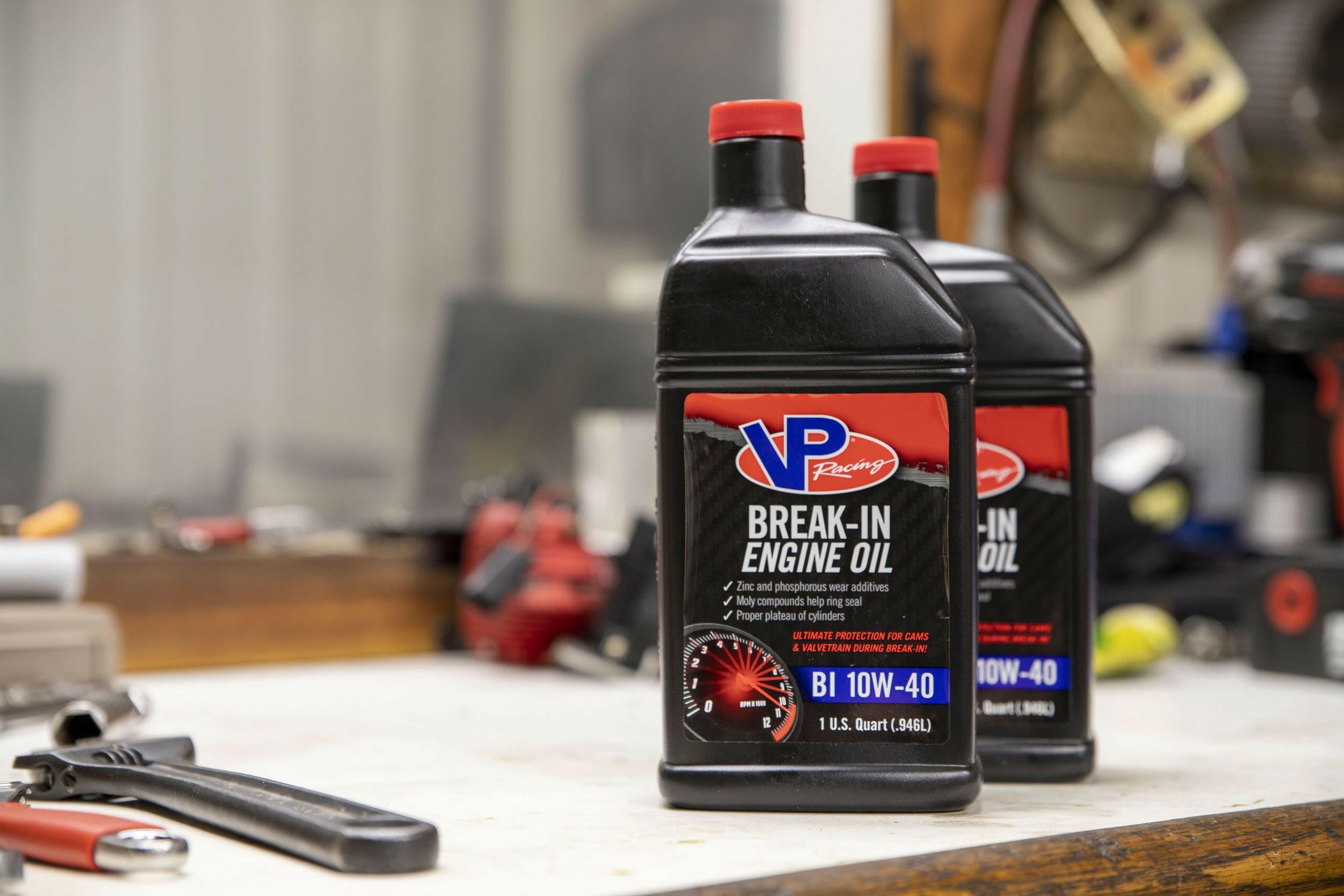 VP Racing Fuels 10W40 Break-In Oil 1 Qt