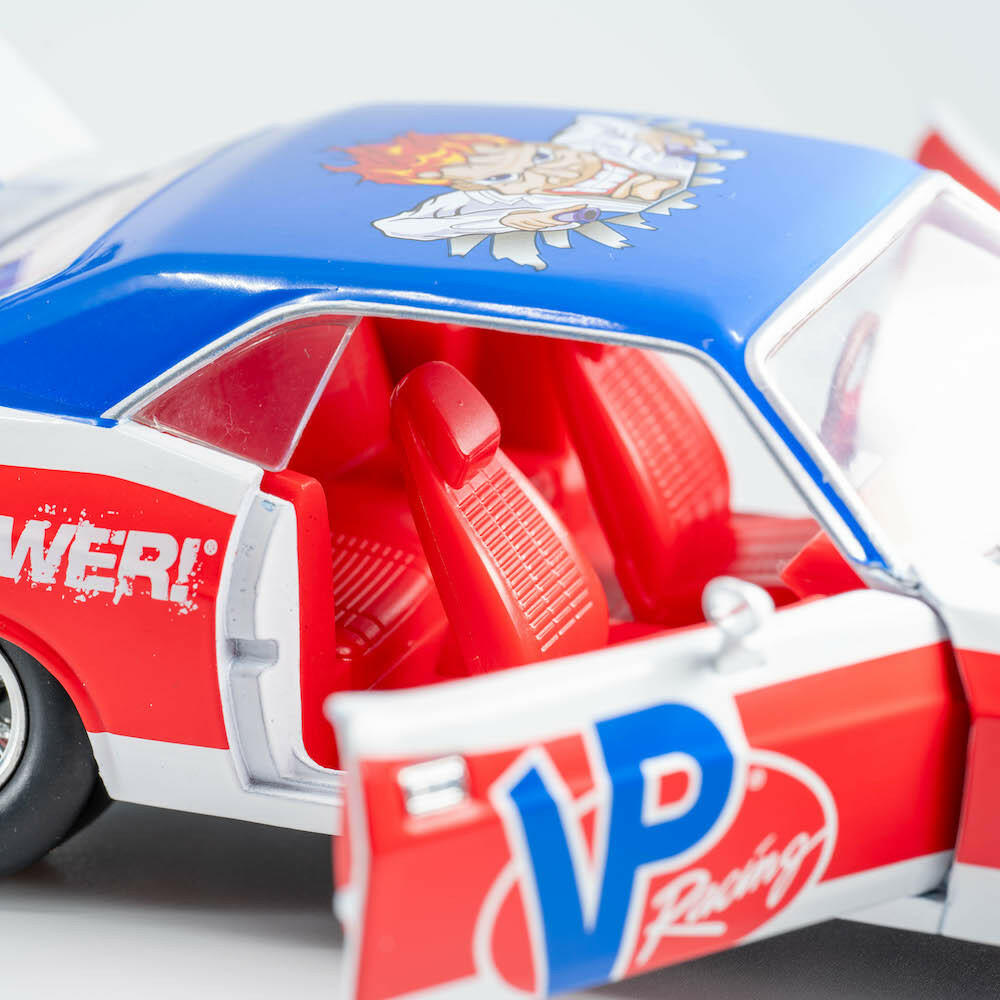 closeup view of the interior of the  VP Racing 1970 Dodge Challenger Diecast R/T HEMI 1:24 Scale