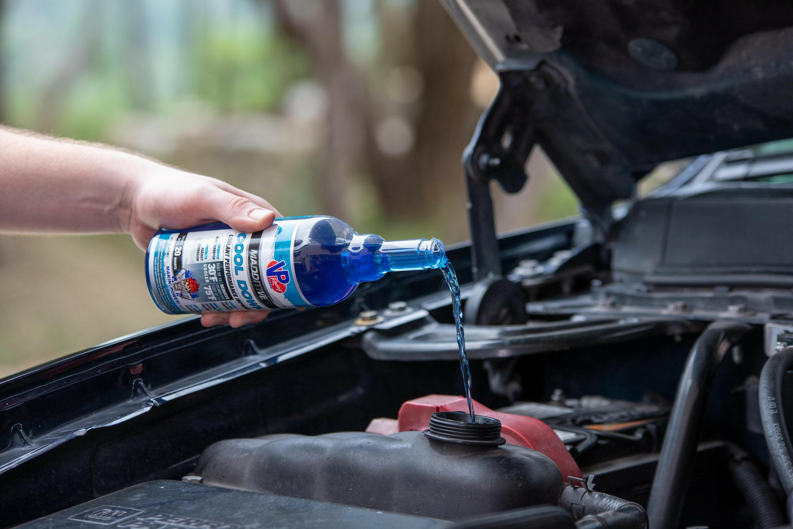 Engine Coolant Additive VP Cool Down Coolant Additive: Gas & Diesel Engines